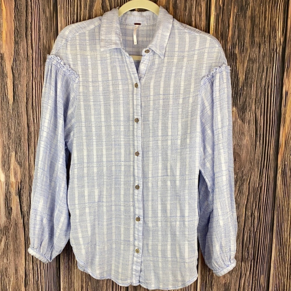 Free People Blu & Wht Cotton Long-sleeve Button Down Shirt W/ Ruffles - Size Lg